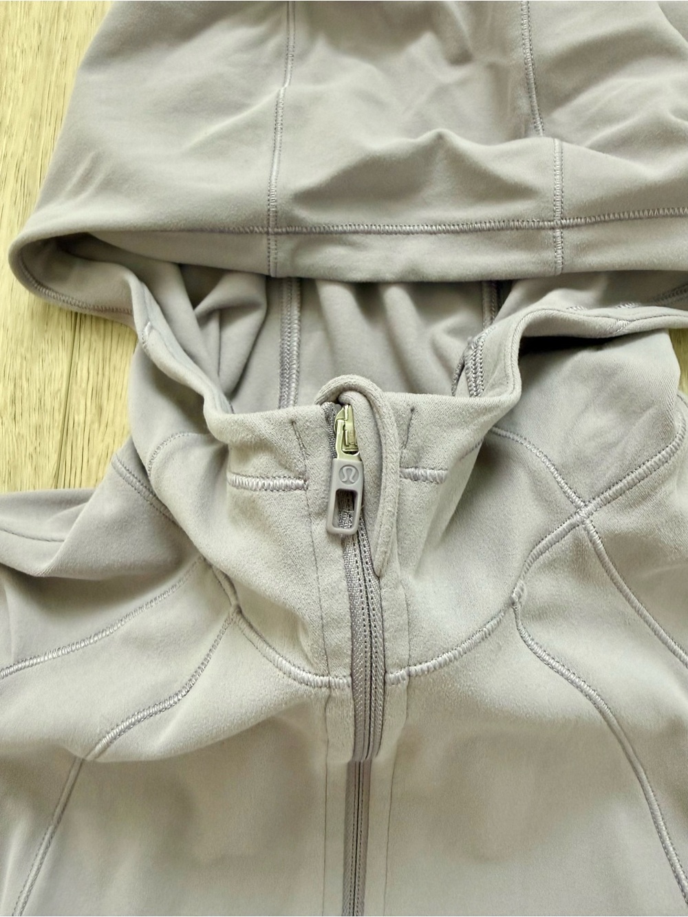 Lululemon Jacket - Picture 6 of 7